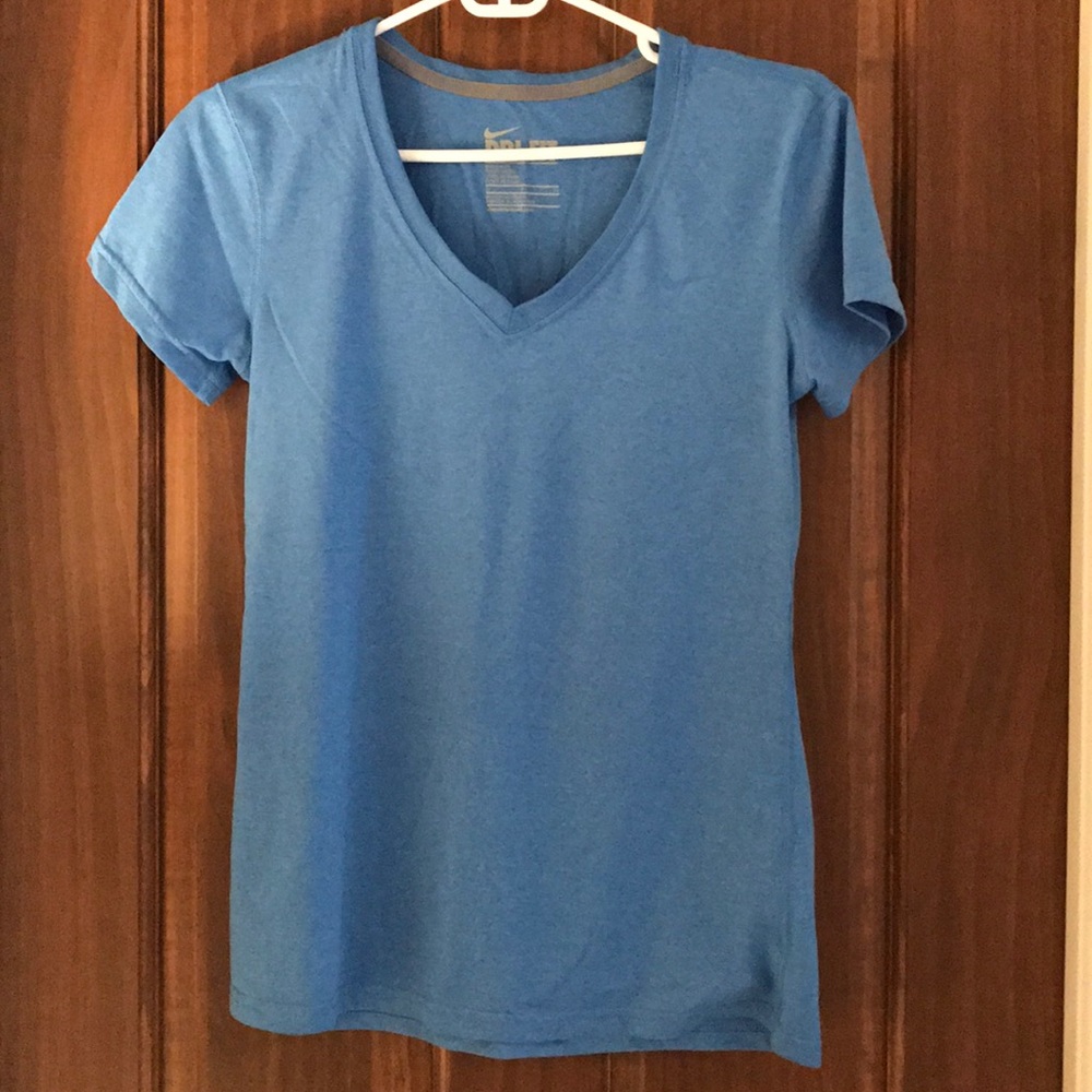 Nike dry fit top